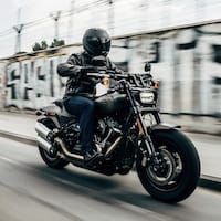 Nhân viên hỗ trợ